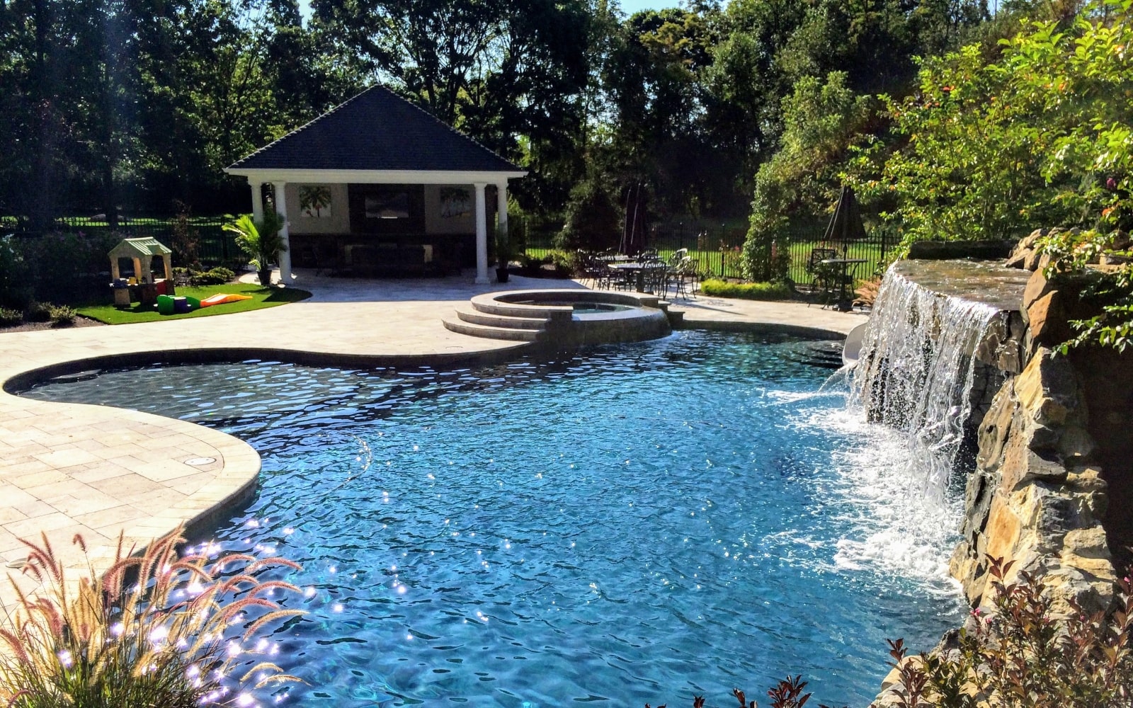 Inground Gunite and Concrete Swimming Pool Builders Bergen, NJ